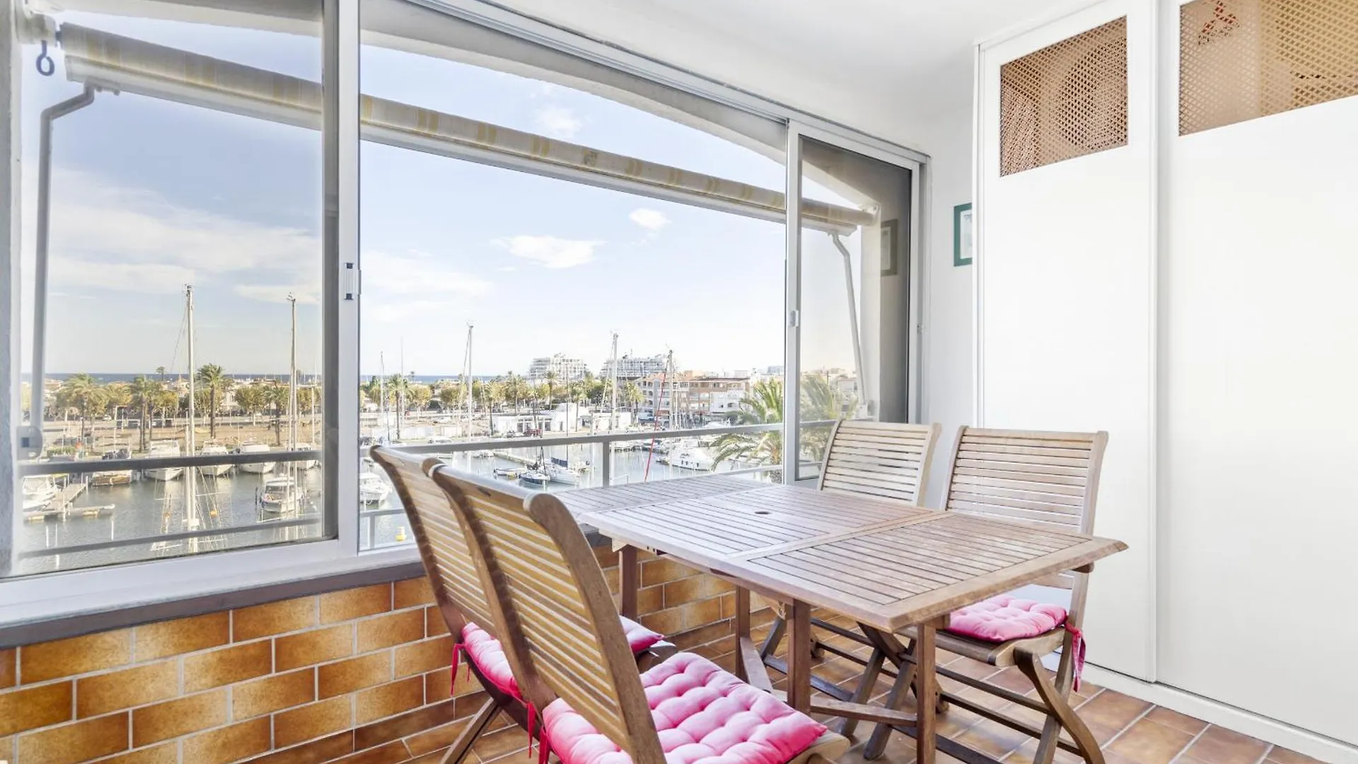 Welcs Apartamento 227 Emp Con Vistas Al Canal Empuriabrava